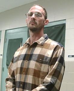 Daniel Dwayne Aldredge a registered Sexual Offender or Predator of Florida