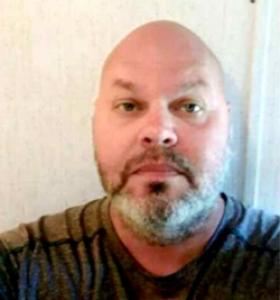 Daniel J Howell a registered Sex Offender of Maine