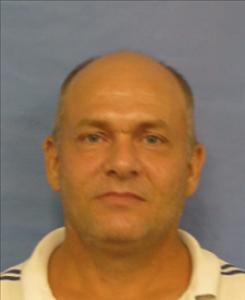 Walter Deano Brogdon a registered Sex or Violent Offender of Indiana