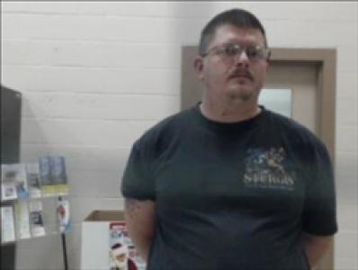Travis T Gearhart a registered Sex, Violent, or Drug Offender of Kansas