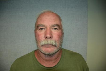 Edward Dennis Nikolaus a registered Sex Offender of Wyoming