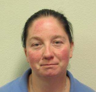 Jennifer Dawn Helsley a registered Sex Offender of Wyoming