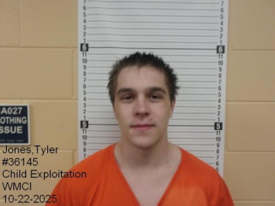 Tyler Anderson Jones a registered Sex Offender of Wyoming