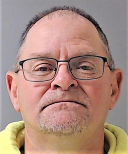Lonnie Edward Cauvel a registered Sex Offender of Pennsylvania