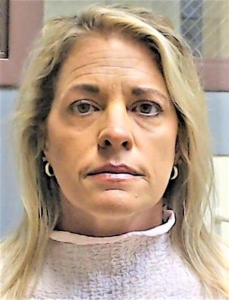 Holly Dawn Metzler a registered Sex Offender of Pennsylvania