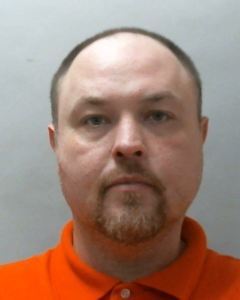 Mitchell Roy Llewellyn a registered Sex Offender of Pennsylvania