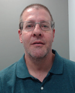 Dwight David Stoltzfus a registered Sex Offender of Pennsylvania