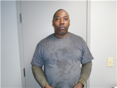 Travers Lespencer Roberson a registered Sex Offender of Georgia