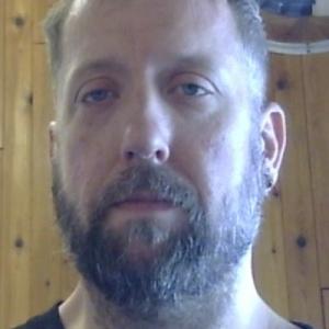 Joshua James Barnts a registered Sex Offender of Oregon
