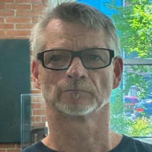 Brian Keith Redmond a registered Sex Offender of Oregon