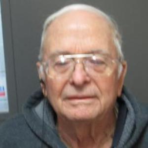 Douglas Loren Heltne a registered Sexual or Violent Offender of Montana