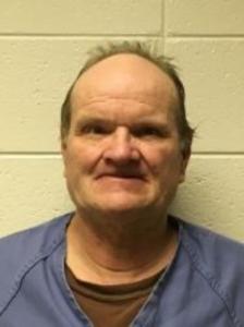 Donald F Brewer a registered Sex Offender of Wisconsin