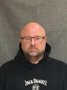 Richard L Ellis a registered  of Wisconsin