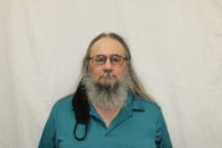 Everett W Mosher a registered Sex Offender of Wisconsin