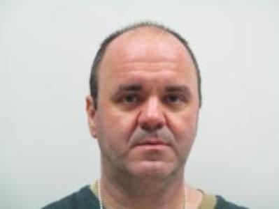 Robert E Johnson Jr a registered Sex Offender of Wisconsin