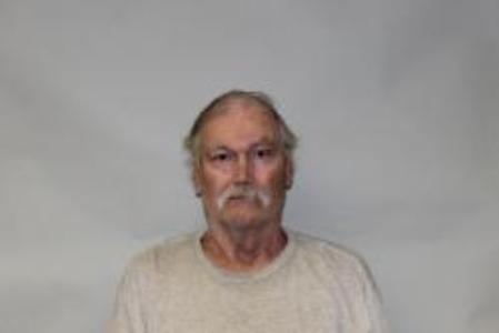 Roger S Walker a registered Sex Offender of Wisconsin