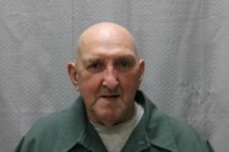 Randolph J Erstad a registered Sex Offender of Wisconsin