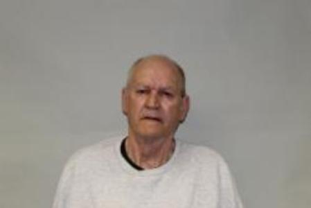 Raymond W Wade a registered Sex Offender of Wisconsin