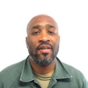 Lawrence T Davis a registered  of Minnesota