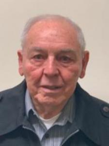 Richard D Loomis a registered  of Wisconsin