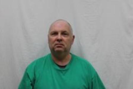 Daniel J Young a registered Offender or Fugitive of Minnesota