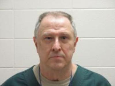 Russell J Qualmann a registered Sex Offender of Wisconsin