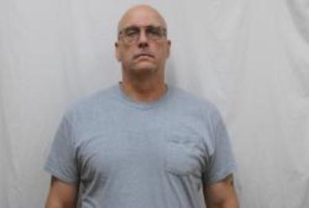 Roland H Lichtenberg a registered Sex Offender of Wisconsin
