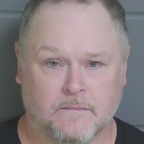 Scott E. Newcomb a registered Criminal Offender of New Hampshire