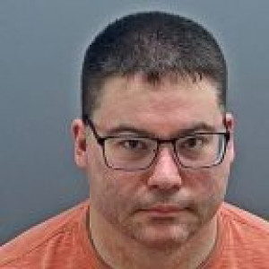 Thomas R. Charron a registered Criminal Offender of New Hampshire