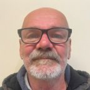 Robert R. Davis a registered Criminal Offender of New Hampshire