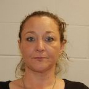 Tommi L. Lindbloom a registered Criminal Offender of New Hampshire