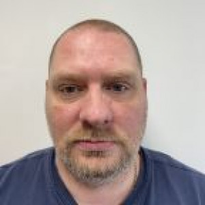 David A. Izbiansky Jr a registered Criminal Offender of New Hampshire