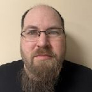 Gregory E. Loiselle Jr a registered Criminal Offender of New Hampshire
