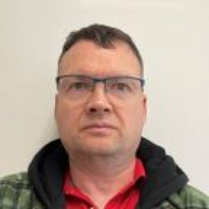 Larry G. Parker Jr a registered Criminal Offender of New Hampshire