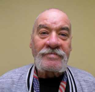 Thomas W Howell a registered Sex Offender of Rhode Island