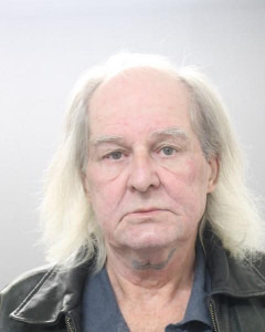 Robert D Mcelhinney a registered Sex Offender of Rhode Island