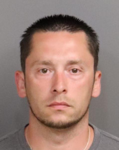 Garrett Michael Carlisle a registered Offender of Washington