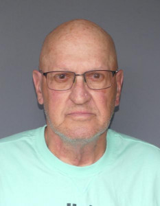 Robert D Hunsaker a registered Offender of Washington