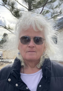 Nikki Ann Iverson a registered Offender of Washington