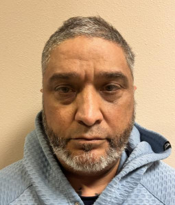 Roberto Villarreal Valdez a registered Offender of Washington