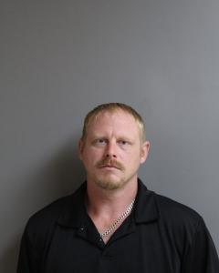 Matthew Ray Landers a registered Sex Offender of West Virginia