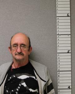 Everett Charles Nicholson a registered Sex Offender of West Virginia