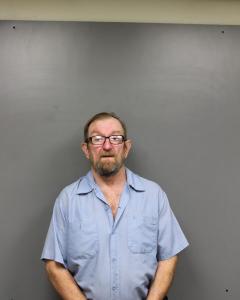 Roger D Simmons a registered Sex Offender of West Virginia