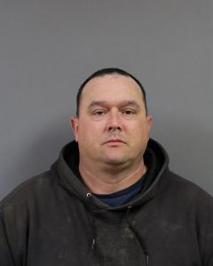 Jonathan Michael Shrewsberry a registered Sex Offender of West Virginia