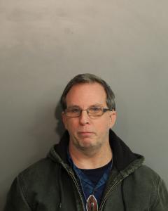 John Elliot Hunneshagen a registered Sex Offender of West Virginia