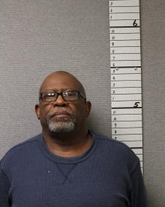 Larry Romeinz Hoskins a registered Sex Offender of West Virginia