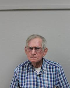 Robert E Moore a registered Sex Offender of West Virginia