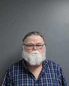 Dale Clifford Earl a registered Sex Offender of West Virginia