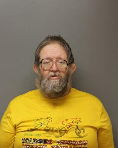 Paul Lee Russell a registered Sex Offender of West Virginia