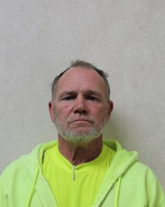 Dale L Carr a registered Sex Offender of West Virginia